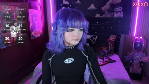 ravencollen online show from April 24, 8:00 pm