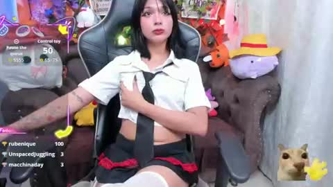 RavenN  online show from June 27, 11:44 am