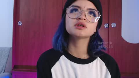 raventh_ online show from April 15, 11:55 am