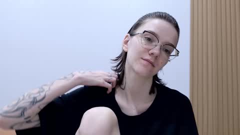 Ray-Ray online show from March 2, 2:44 am