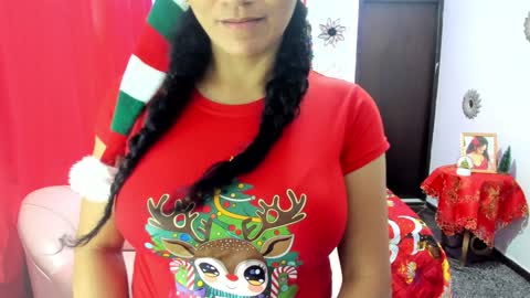 Snapshot of rayza_mature_ chatting on December 24, 2:22 pm Danna online show from December 24, 2:22 pm