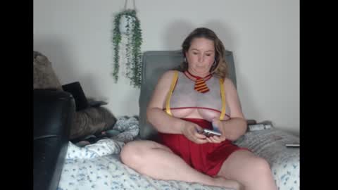 Fannie online show from November 13, 9:47 pm