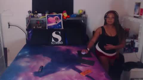 realgoddessdream online show from March 2, 2:22 am