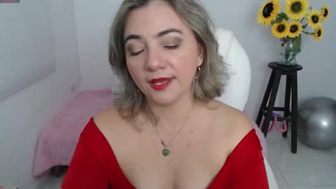 Snapshot of rebeca_milf chatting on September 15, 2:14 pm REBECA online show from September 15, 2:14 pm