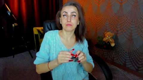 rebecca_diamonds online show from April 22, 5:37 am