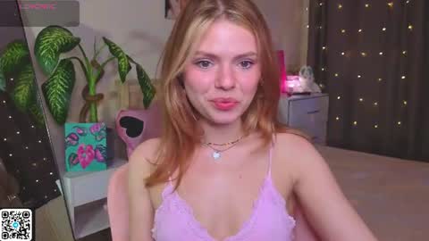 red__candy online show from July 31, 7:15 pm