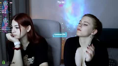 red__dizzy online show from May 27, 9:17 am