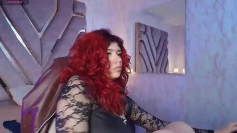 red_pandaa online show from April 9, 4:26 am