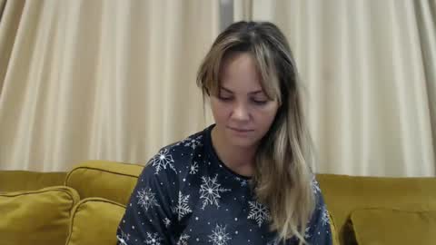 RedJessica online show from September 27, 3:47 am