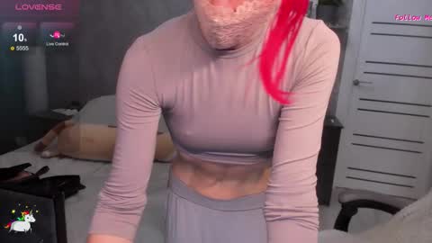 Stephanie online show from October 7, 9:25 am