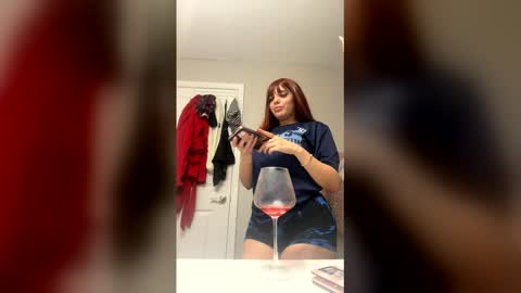 redvelvetsoft online show from March 5, 2:29 am