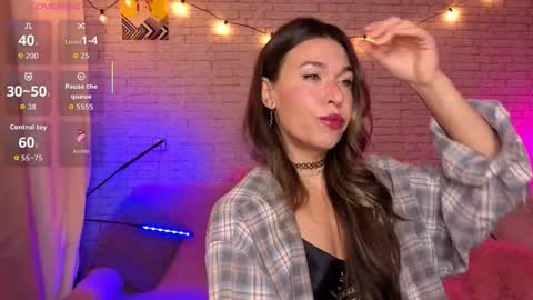 Snapshot of reginahawkinss chatting on October 2, 9:14 am ReginaHawkinss online show from October 2, 9:14 am