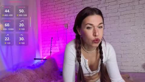 ReginaHawkinss online show from January 16, 11:17 am