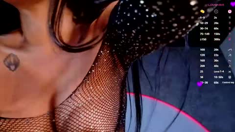 reiinachloe online show from April 27, 5:43 pm