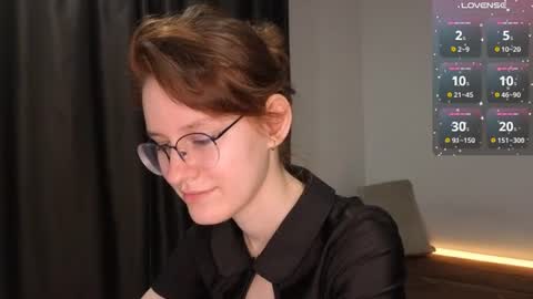 Claire online show from June 10, 6:50 pm