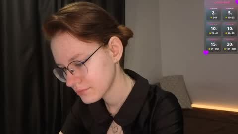 Claire online show from June 2, 7:15 pm