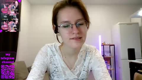 Claire online show from March 5, 6:15 pm