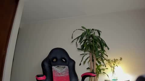 Snapshot of renata__20 chatting on March 4, 2:27 am renata__20 online show from March 4, 2:27 am