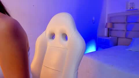 Renata online show from December 16, 1:39 pm