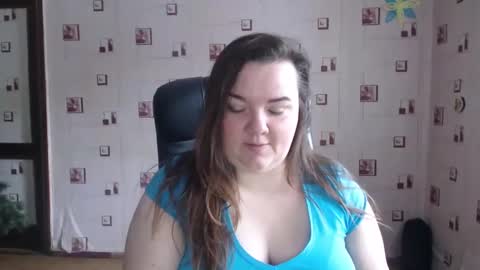 Snapshot of renataoia chatting on February 15, 11:06 am renataoia online show from February 15, 11:06 am