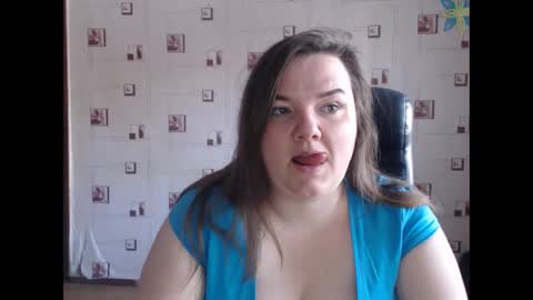 Snapshot of renataoia chatting on February 22, 10:51 am renataoia online show from February 22, 10:51 am