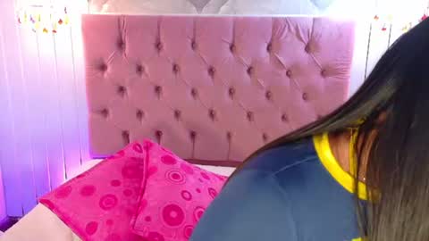 RenataPeach online show from June 20, 2:37 am