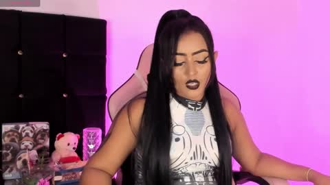 renatawilsom online show from May 28, 3:59 am
