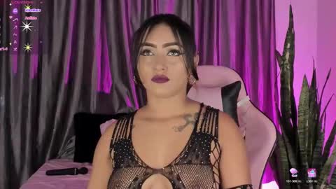 renatawilsom online show from November 29, 12:20 pm