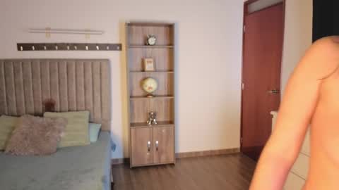 renaxi_smith online show from February 24, 10:08 pm