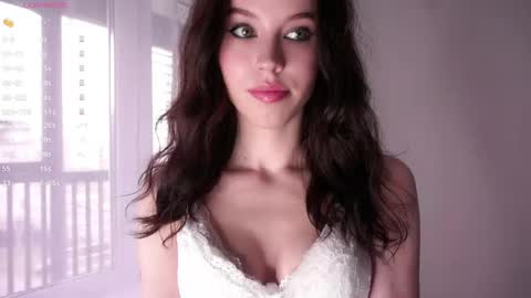 Naomi online show from April 5, 11:42 am