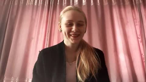 Lana online show from March 5, 5:36 am