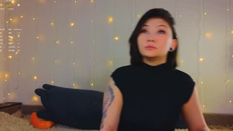 Snapshot of renochka chatting on January 4, 6:30 am renochka online show from January 4, 6:30 am