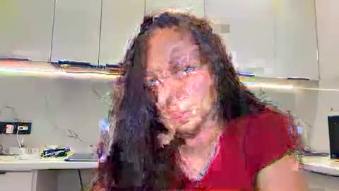 renolivaa online show from March 28, 7:24 pm