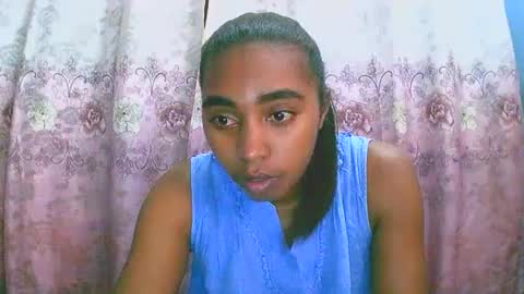 Snapshot of rephaleta chatting on February 25, 6:47 am Rephaleta online show from February 25, 6:47 am