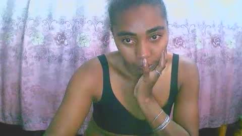 Snapshot of rephaleta chatting on February 4, 6:36 am Rephaleta online show from February 4, 6:36 am