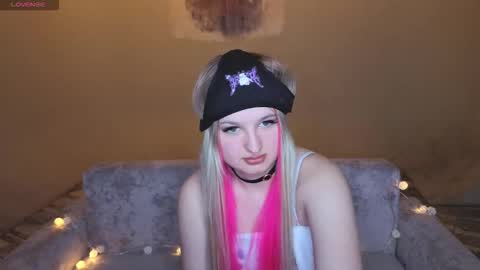 Grace online show from March 2, 9:16 am