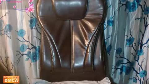 Riya online show from October 7, 8:13 pm