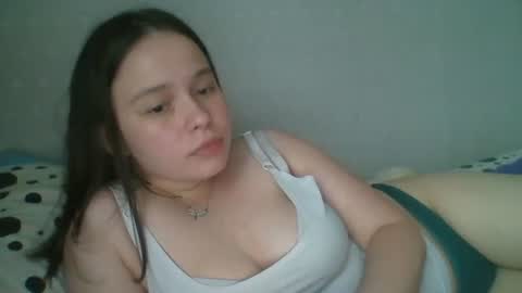 RiaLowelyt online show from June 18, 1:05 pm
