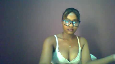 ricie001 online show from June 12, 12:57 pm