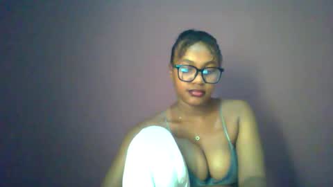 ricie001 online show from June 11, 12:57 pm