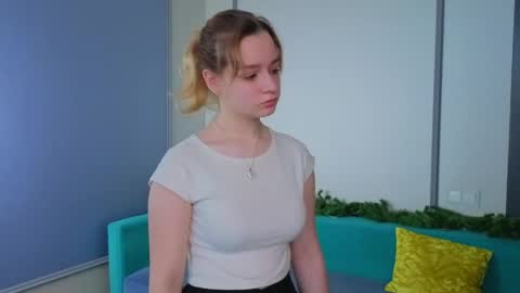 Violetta online show from April 5, 1:37 am