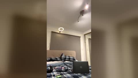 rideriley333 online show from May 24, 7:13 pm