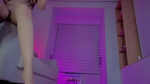 rileymee online show from October 25, 3:08 pm