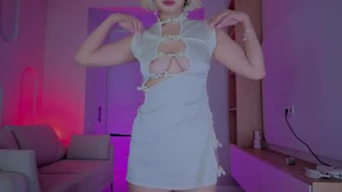 rileymee online show from September 24, 12:59 pm
