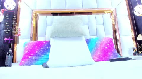 Riley online show from April 24, 12:41 pm