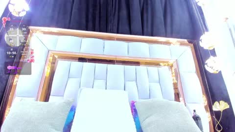 Riley online show from April 23, 12:01 pm