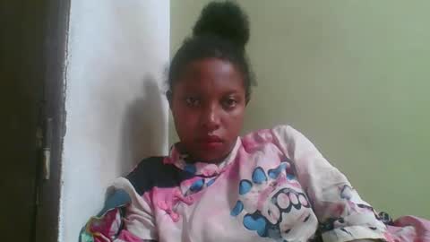 rinah654271 online show from April 23, 12:51 pm