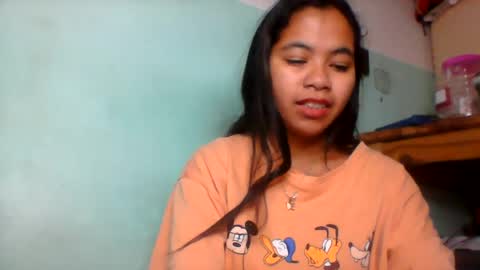 rinah856024 online show from June 12, 4:42 am