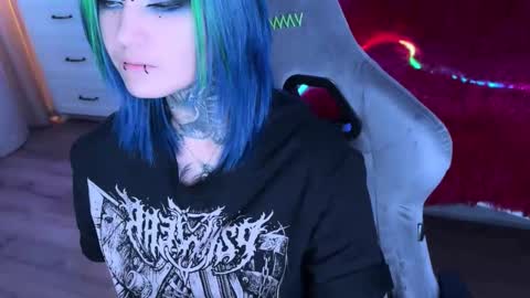 Snapshot of ripper_66 chatting on September 16, 2:47 pm DianaBrite fansl y online show from September 16, 2:47 pm