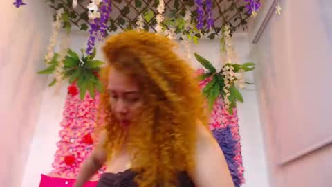 Risitos De Oro online show from June 4, 9:25 am